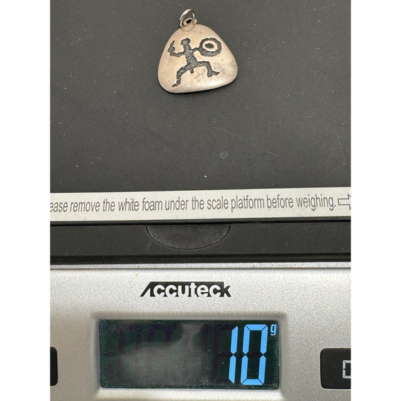 Signed Native American Sterling Pendant Charm Warrior Dancer Petroglyph - Picture 5 of 6